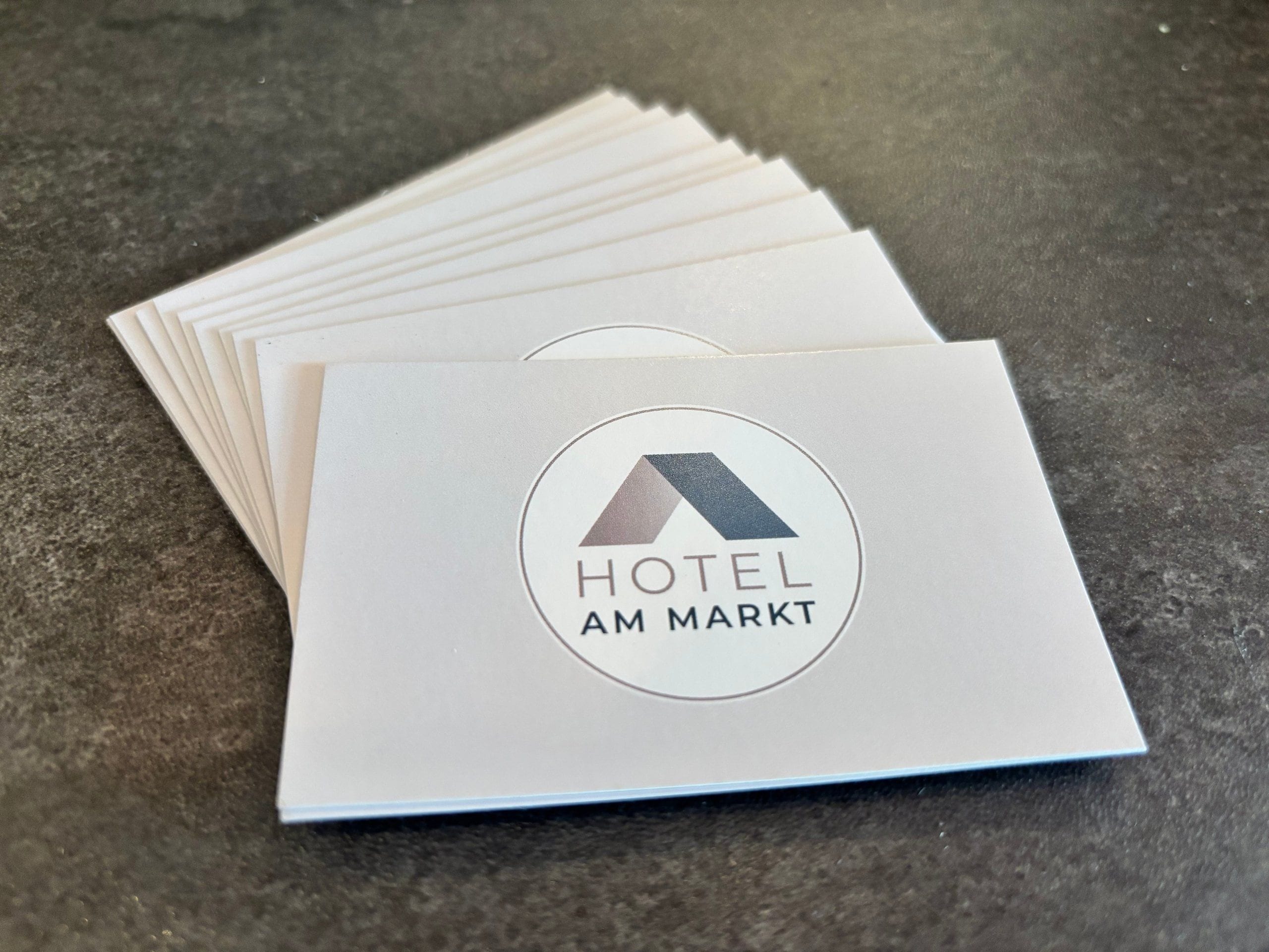 Visitenkarten und Corporate Design für Hotel am Markt